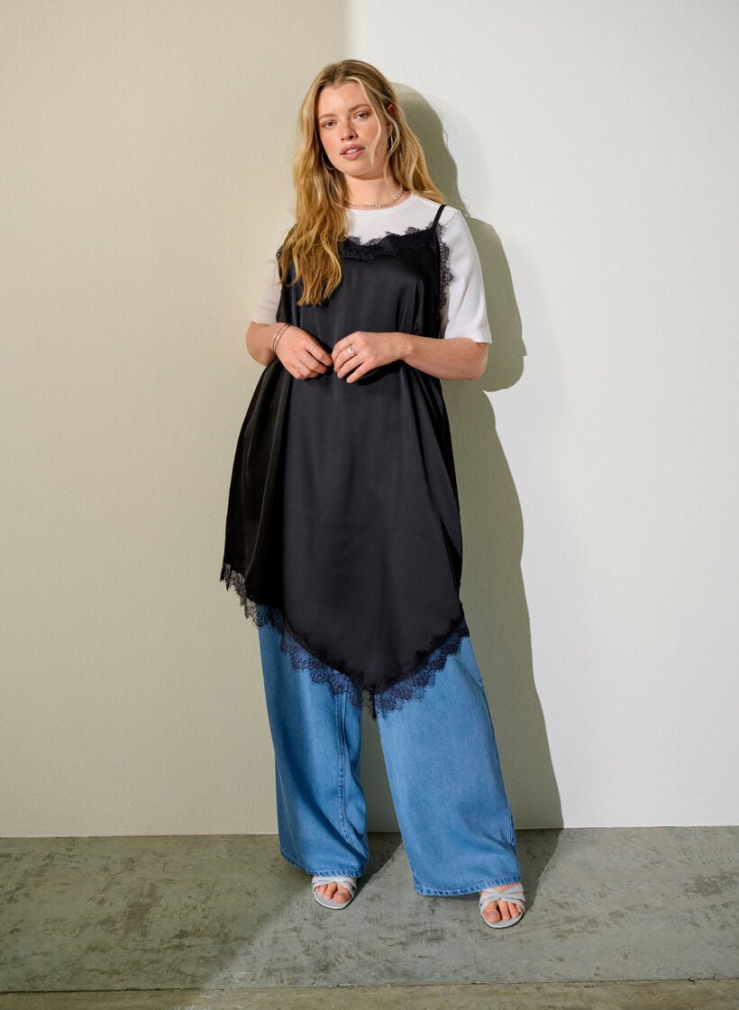 Satinlook jurk met kanten afwerking, Zwart, Image image number 0