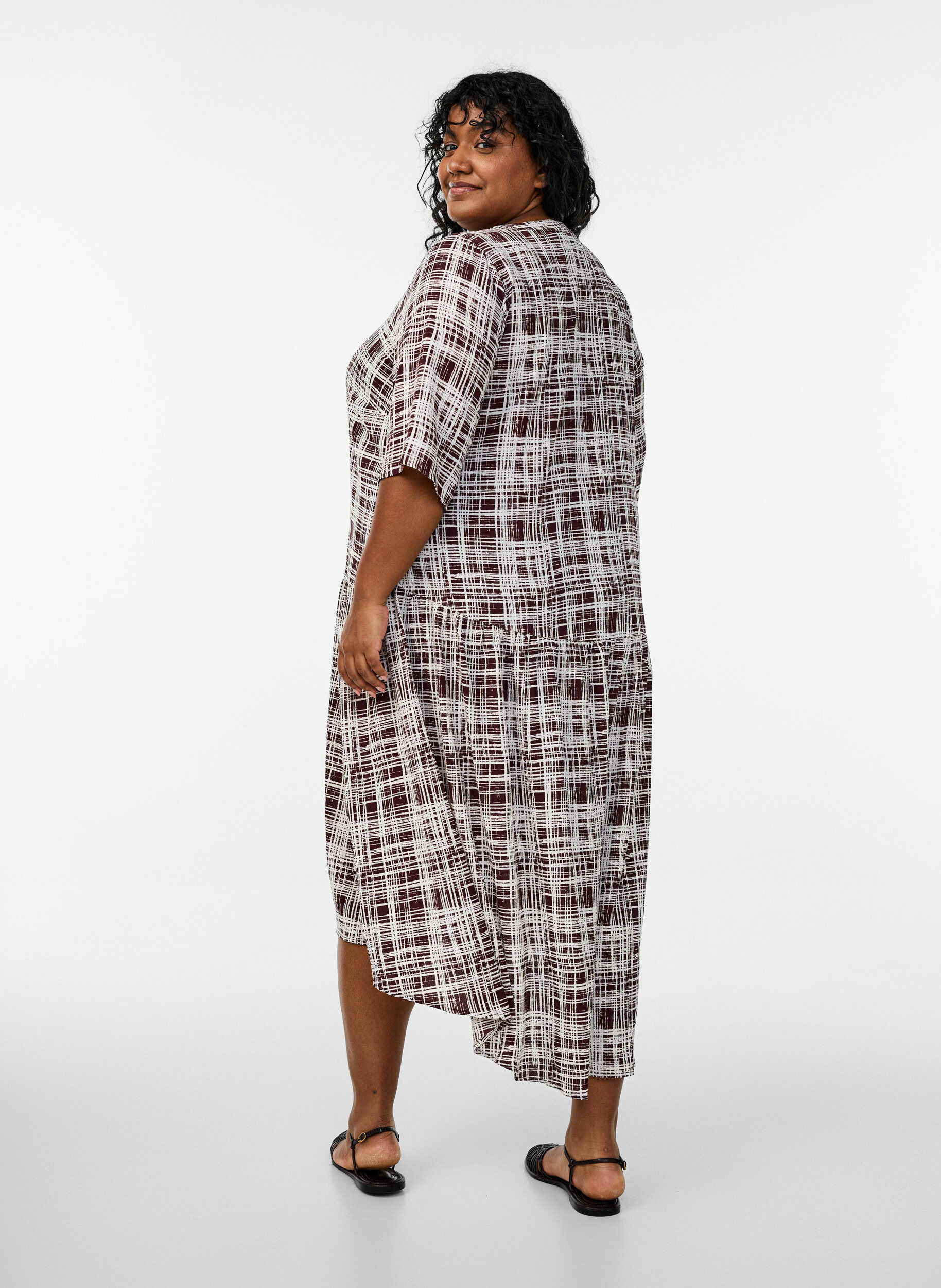 ZizziA-lijn midi-jurk met korte mouwen, Donker Bordeaux, Model image number 1