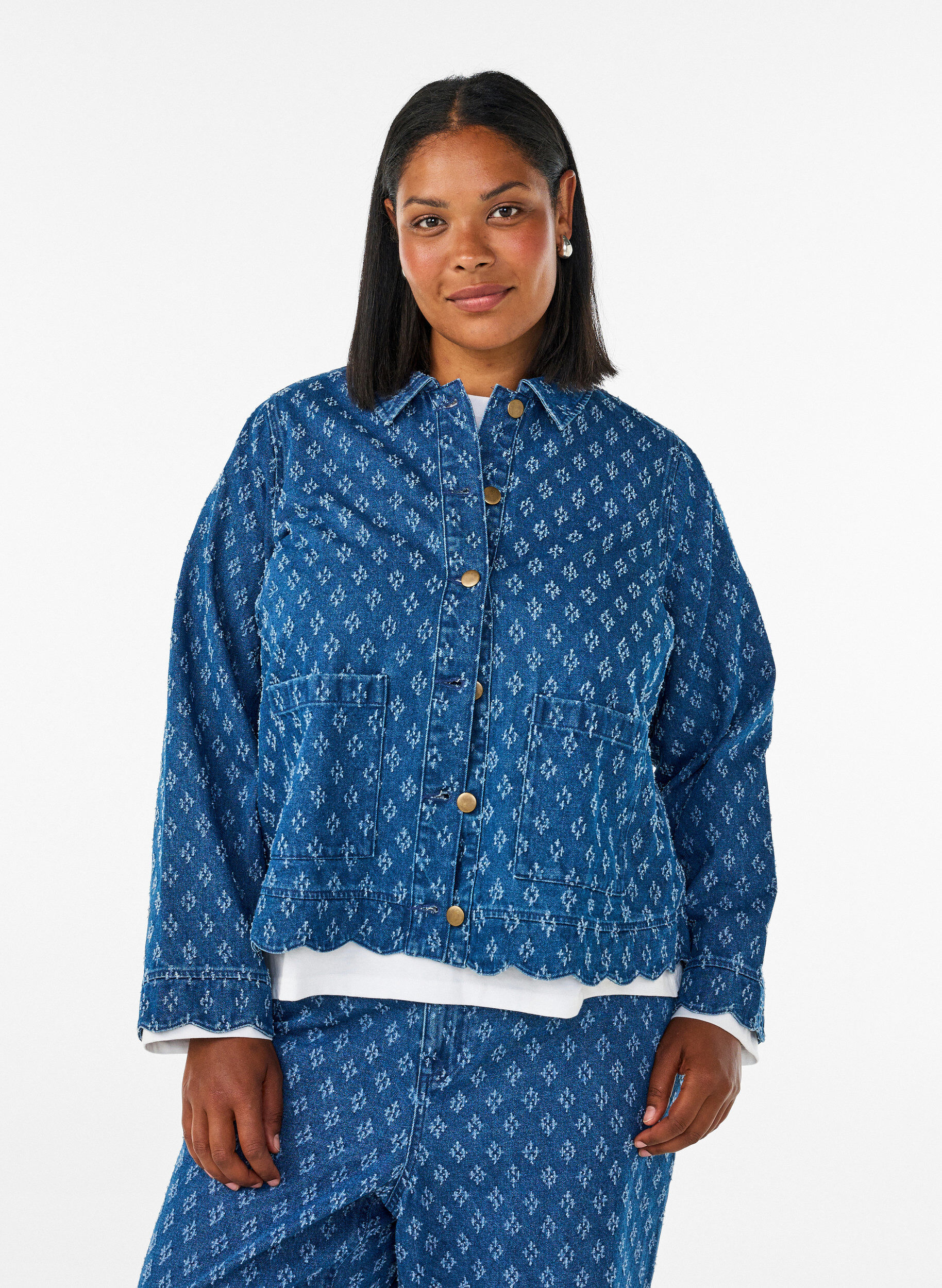 Denimjack met een versleten patroon, Blauw, Model