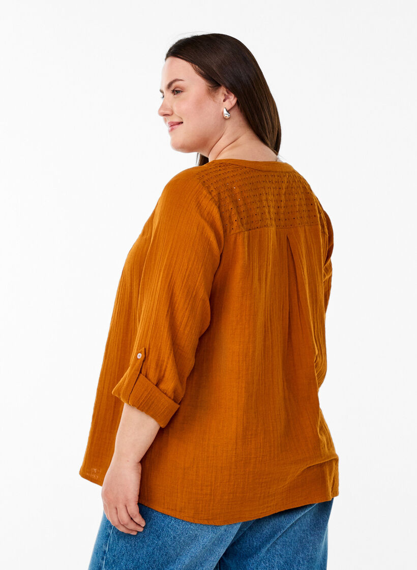 Blouse in katoenen mousseline met broderie anglaise, Oranje, Model image number 2