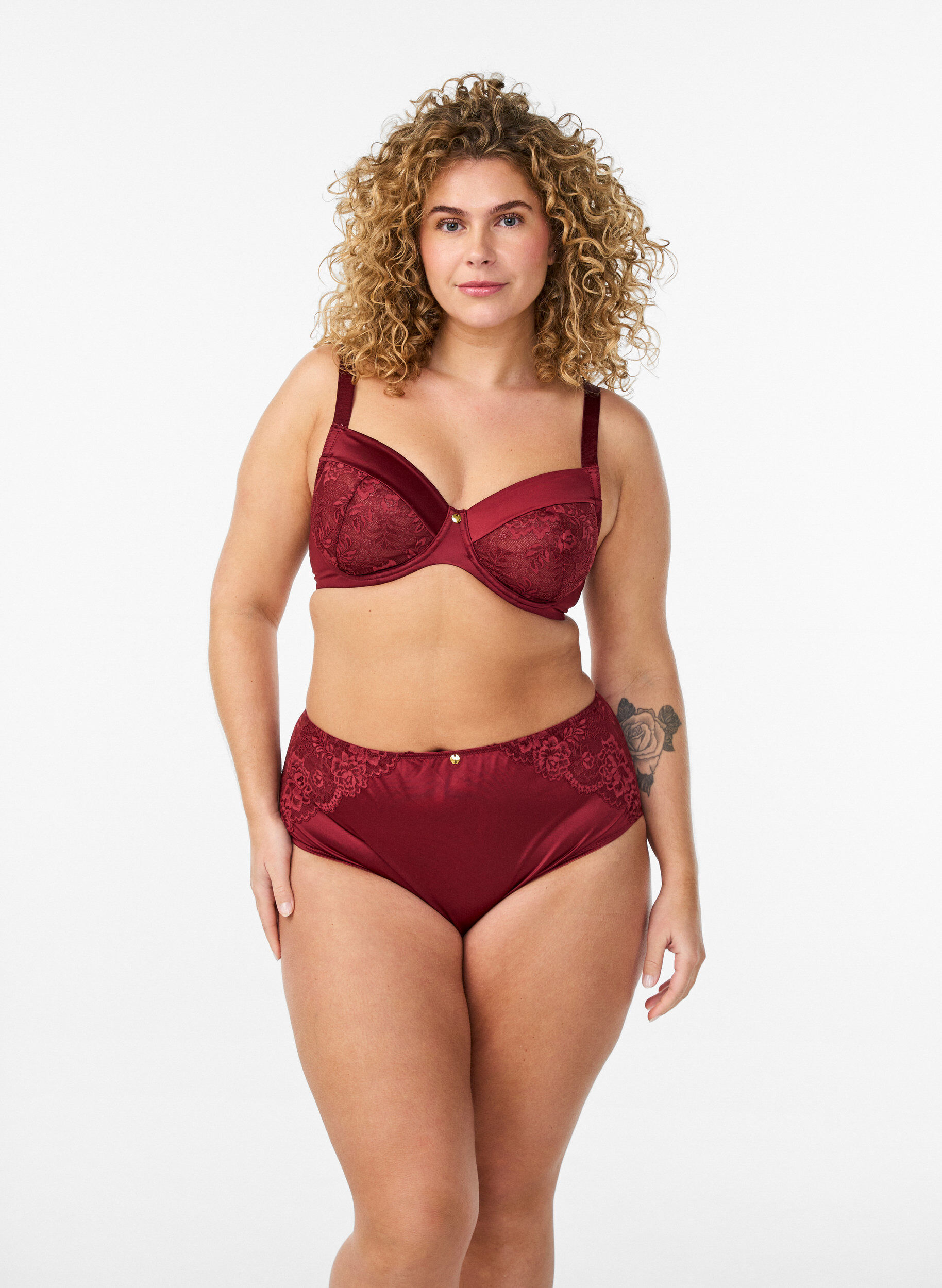 ZizziFull coverage bh in glanzend microvezel, Donker Bordeaux, Model image number 1