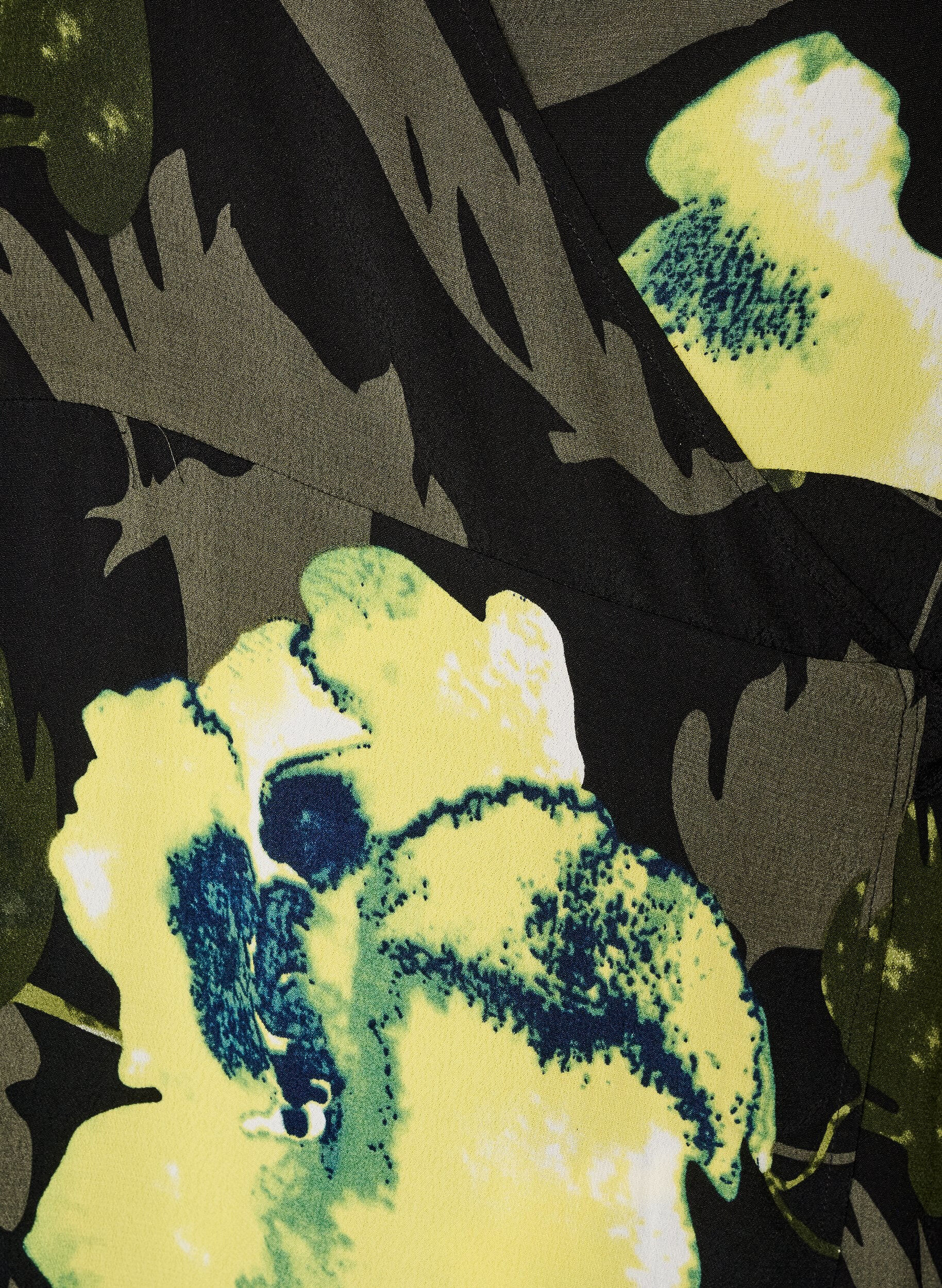 ZizziBloemen wikkeljurk in viscose met een strikceintuur, Zwart, Packshot image number 2