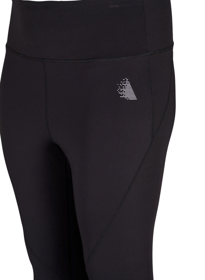 CORE, V-SHAPE DEFINE TIGHTS - Cropped trainingslegging met v-vormige achterkant, Black, Packshot image number 2
