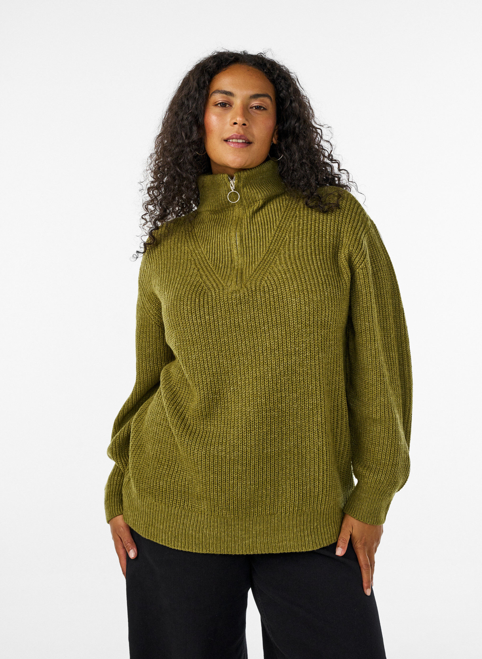 Gebreide trui met hoge hals en rits, Groen, Model