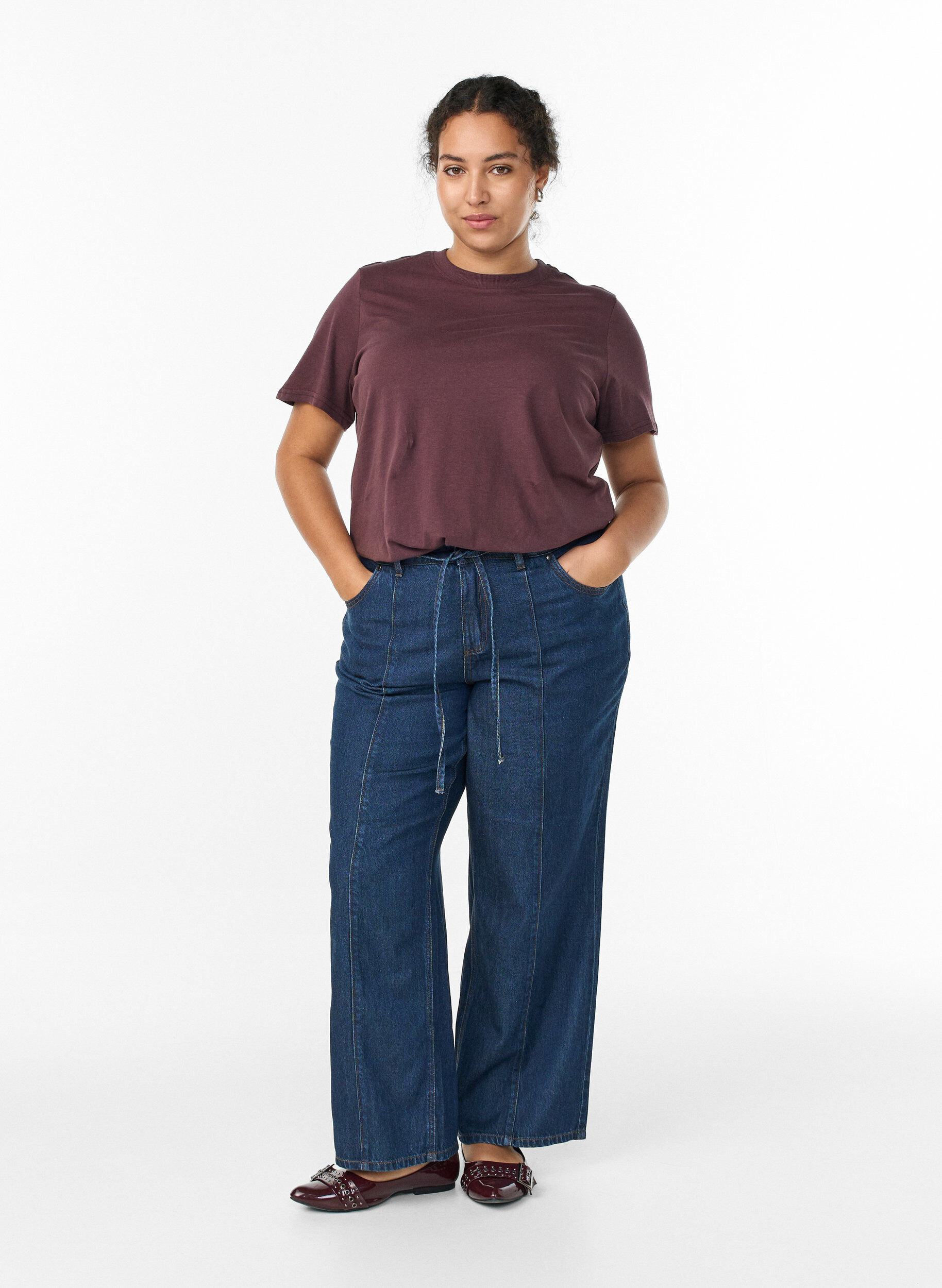 ZizziBasic katoenen T-shirt met ronde hals, Donker Bordeaux, Model image number 1