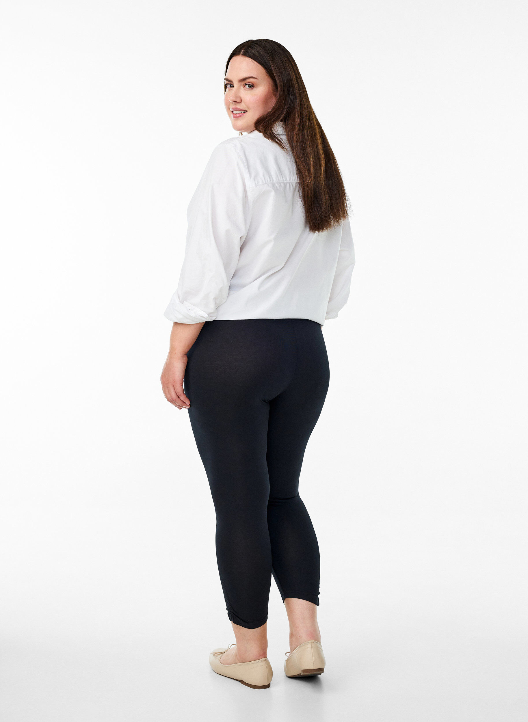 ZizziBasic 3/4 legging met ruches, Zwart, Model image number 2