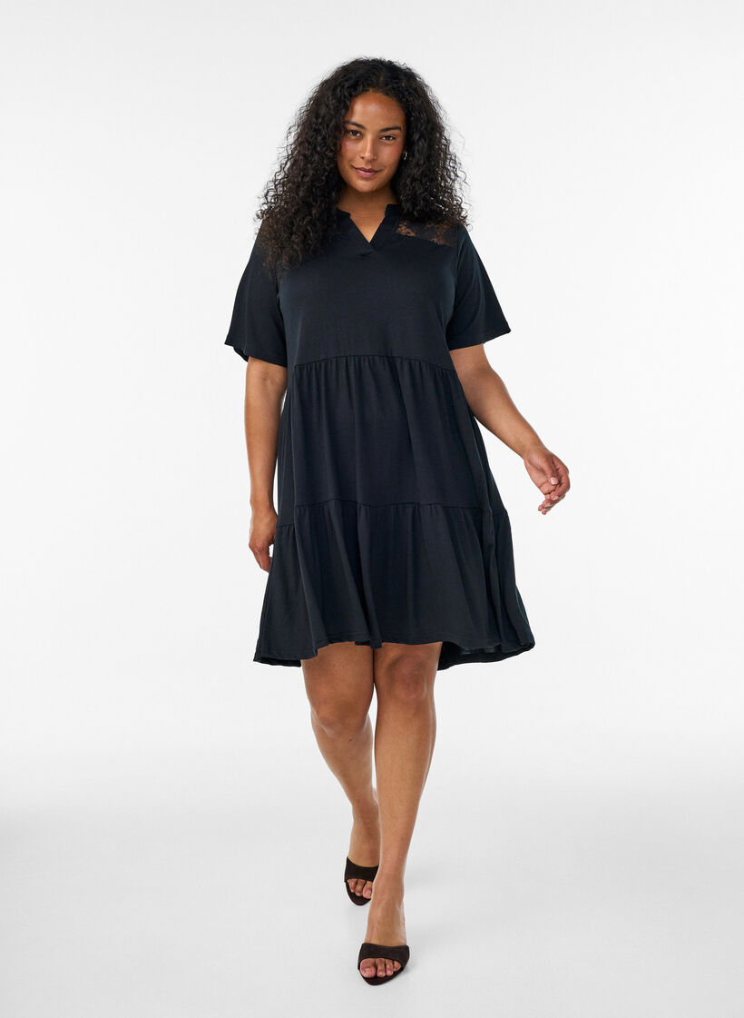 Jerseyjurk met kanten details en een gelaagde rok, Zwart, Model image number 1