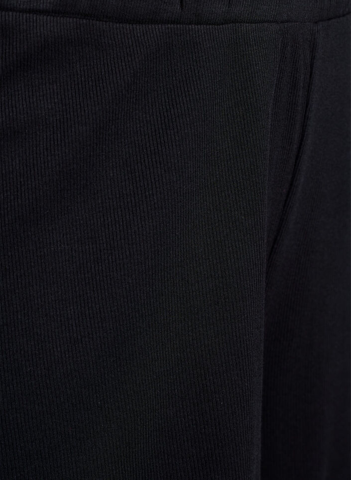 Lichte nachtshorts met ribde structuur en kanten afwerking, Zwart, Packshot image number 2