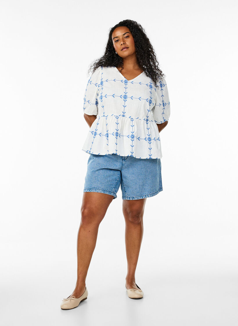 Blouse met korte mouwen, V-hals en borduurwerk, B.White Daphne Emb., Model