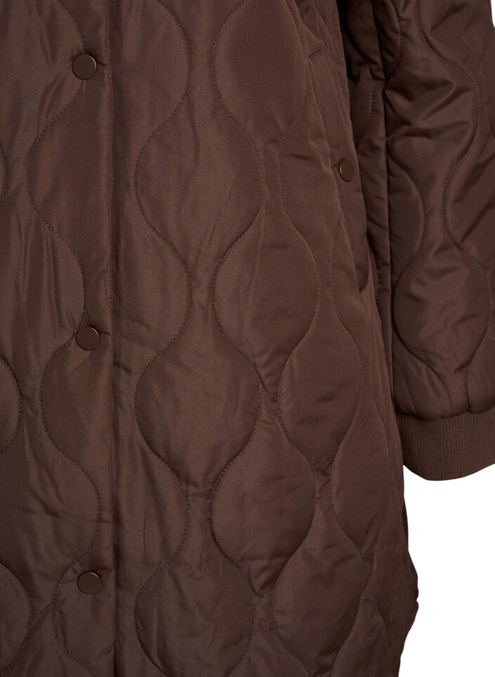 Halflange gewatteerde jas met een capuchon, Bruin, Packshot image number 2