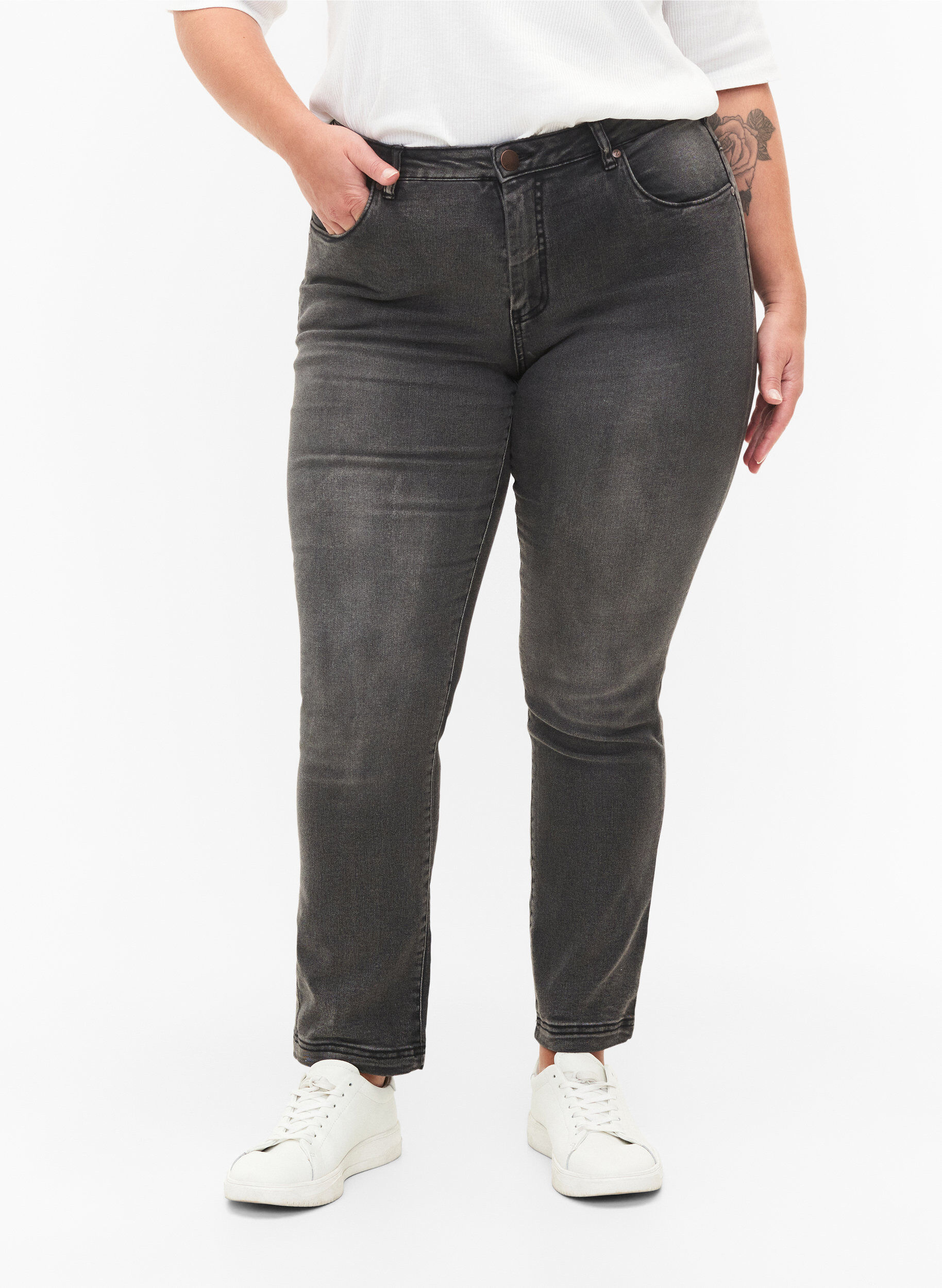 ZizziSlim fit Emily jeans met normale taille, Grijs, Model image number 2