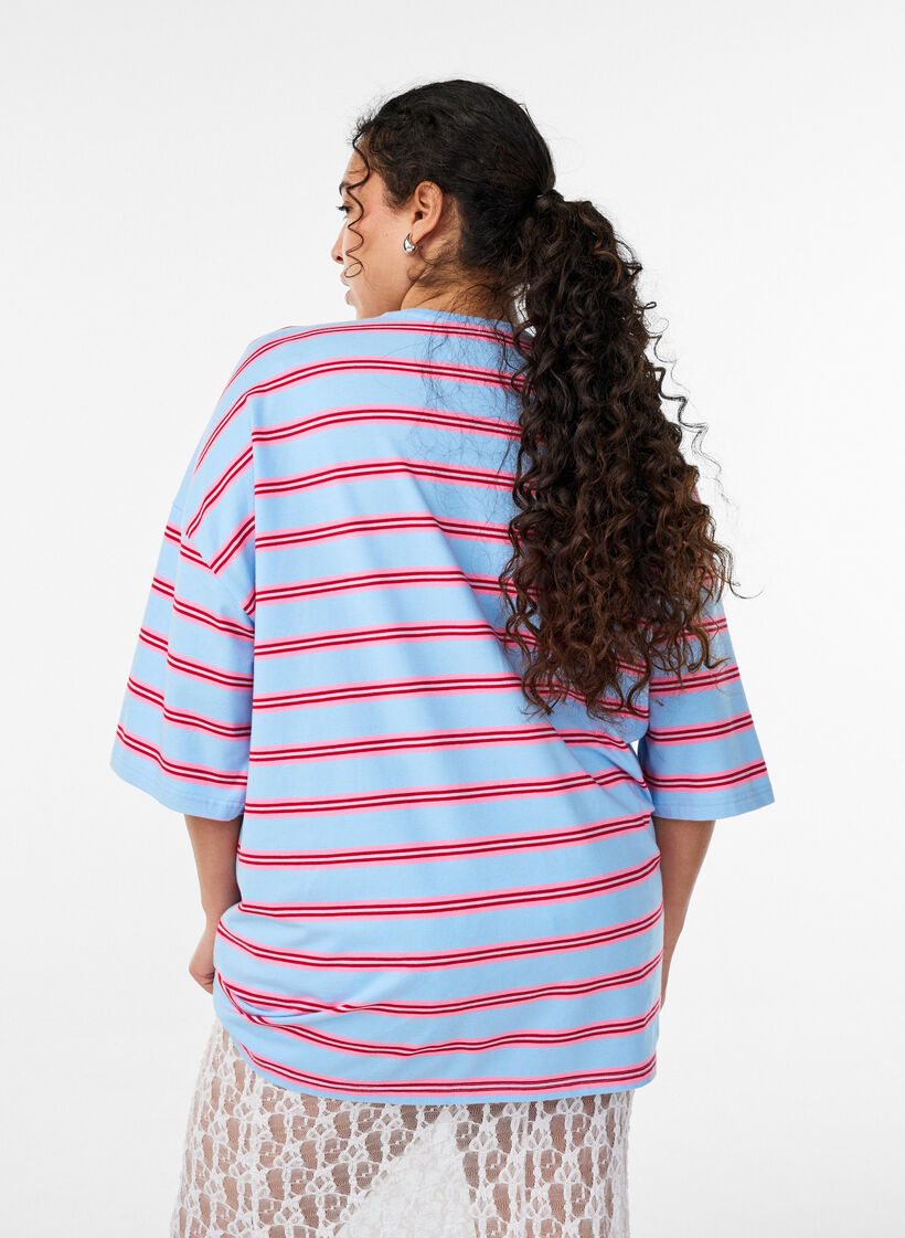 Oversized T-shirt met strepen en 1/2 mouwen, Blauw, Model image number 2