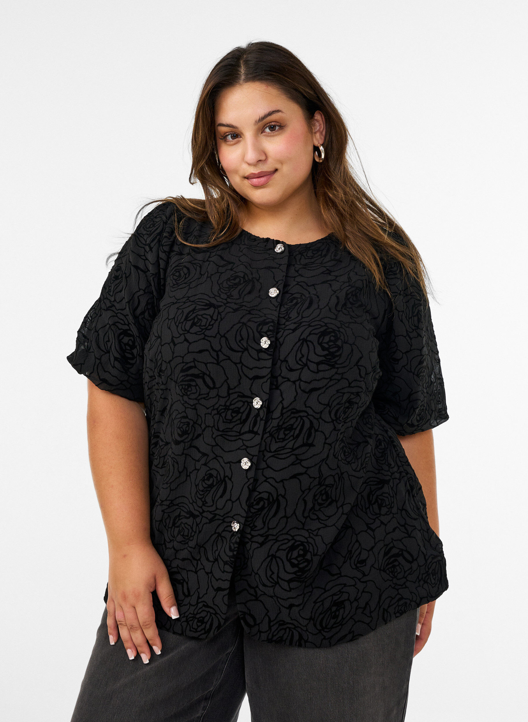 Blouse met bloemenpatroon en ballonmouwen, Zwart, Model