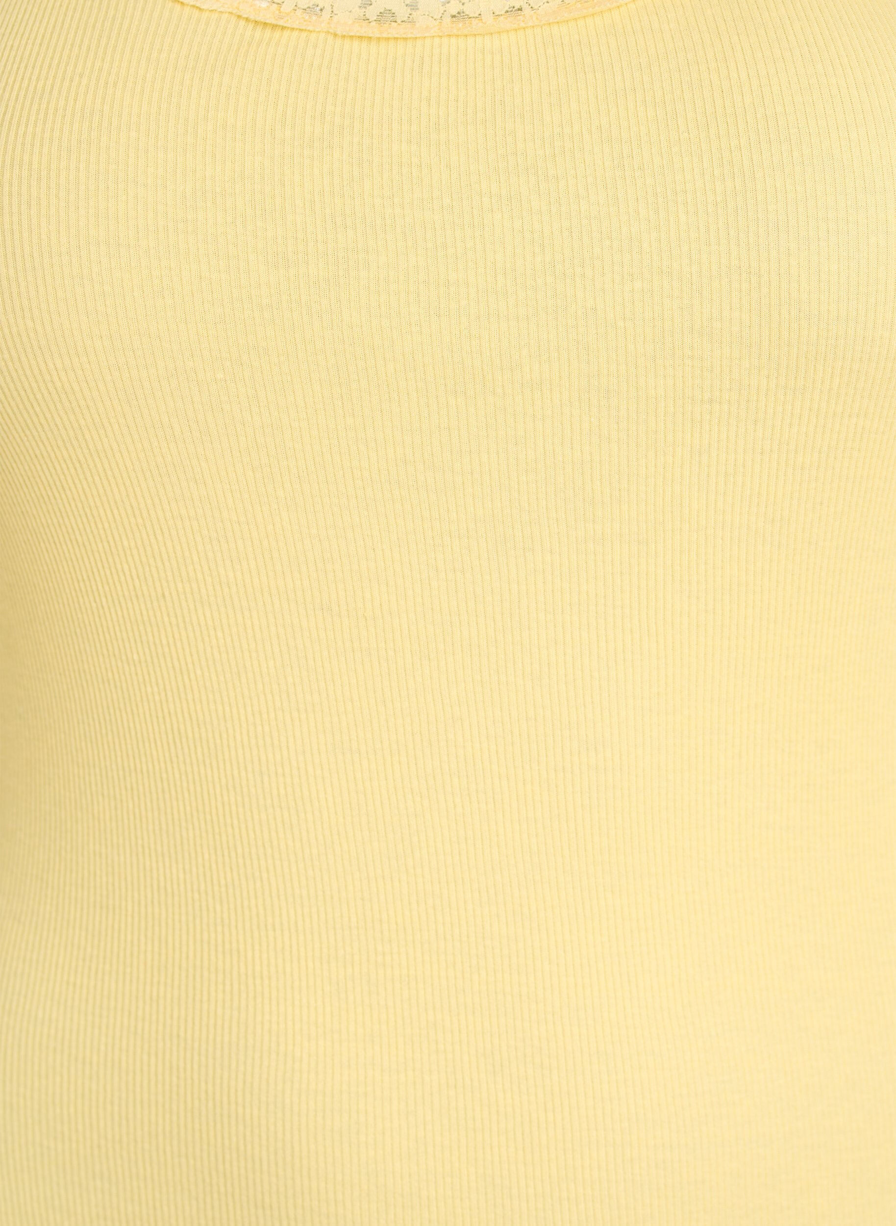 ZizziTop met kant, Geel, Packshot image number 2