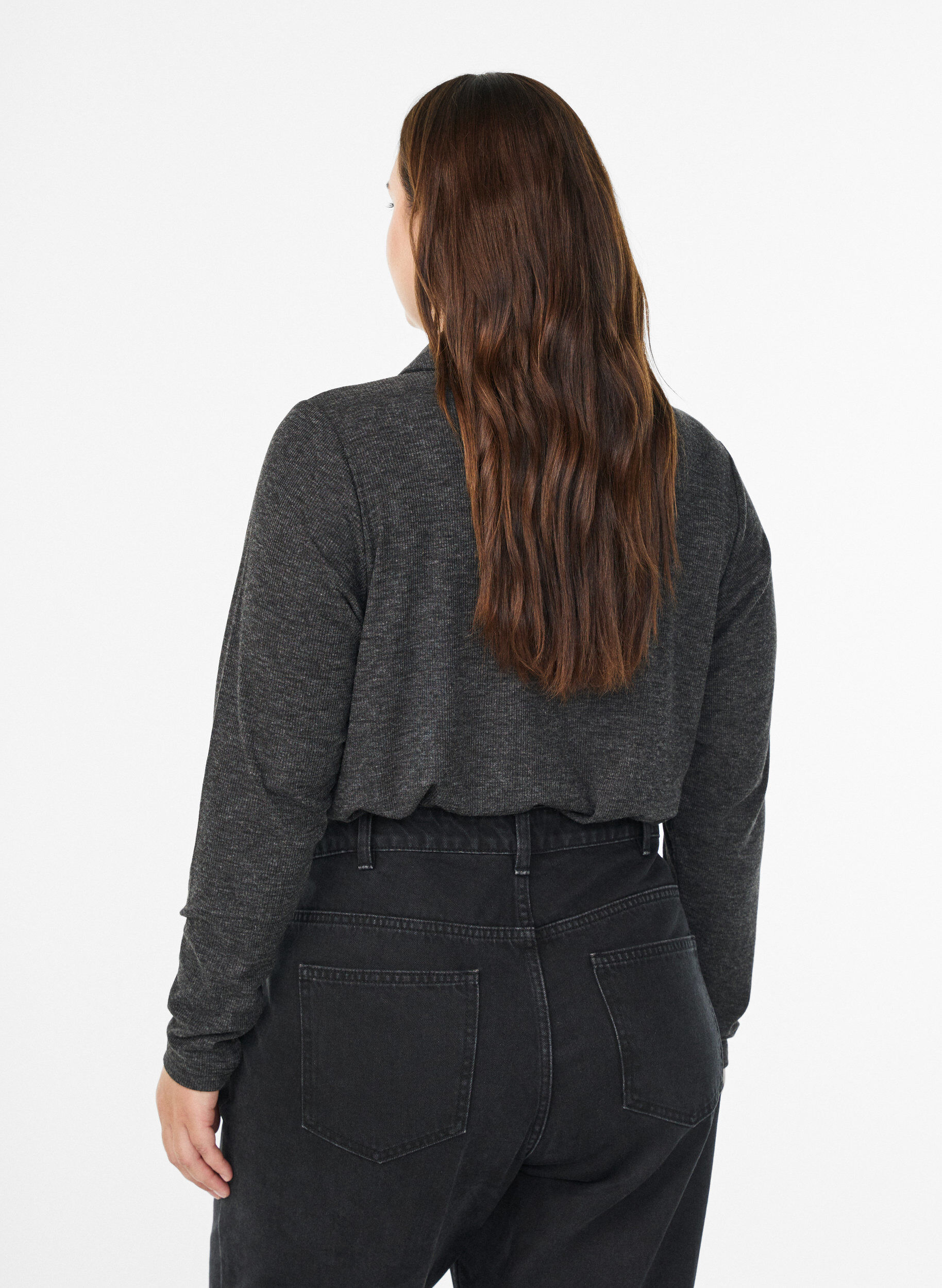 ZizziLange mouwen polo in stretchende geribde kwaliteit, Grijs, Model image number 2