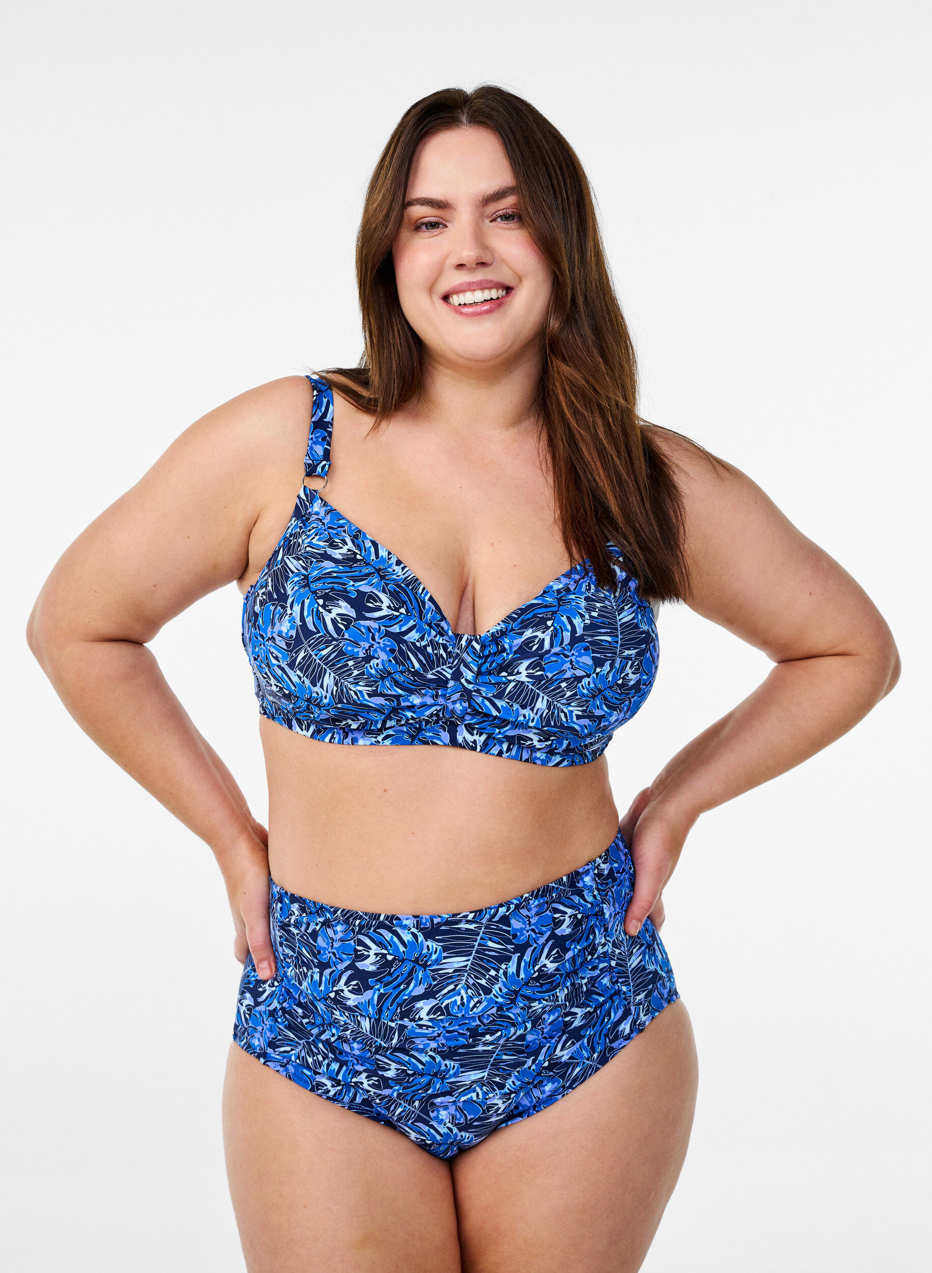 ZizziHaut de bikini avec armatures et imprim&eacute;, Bleu, Model image number 1