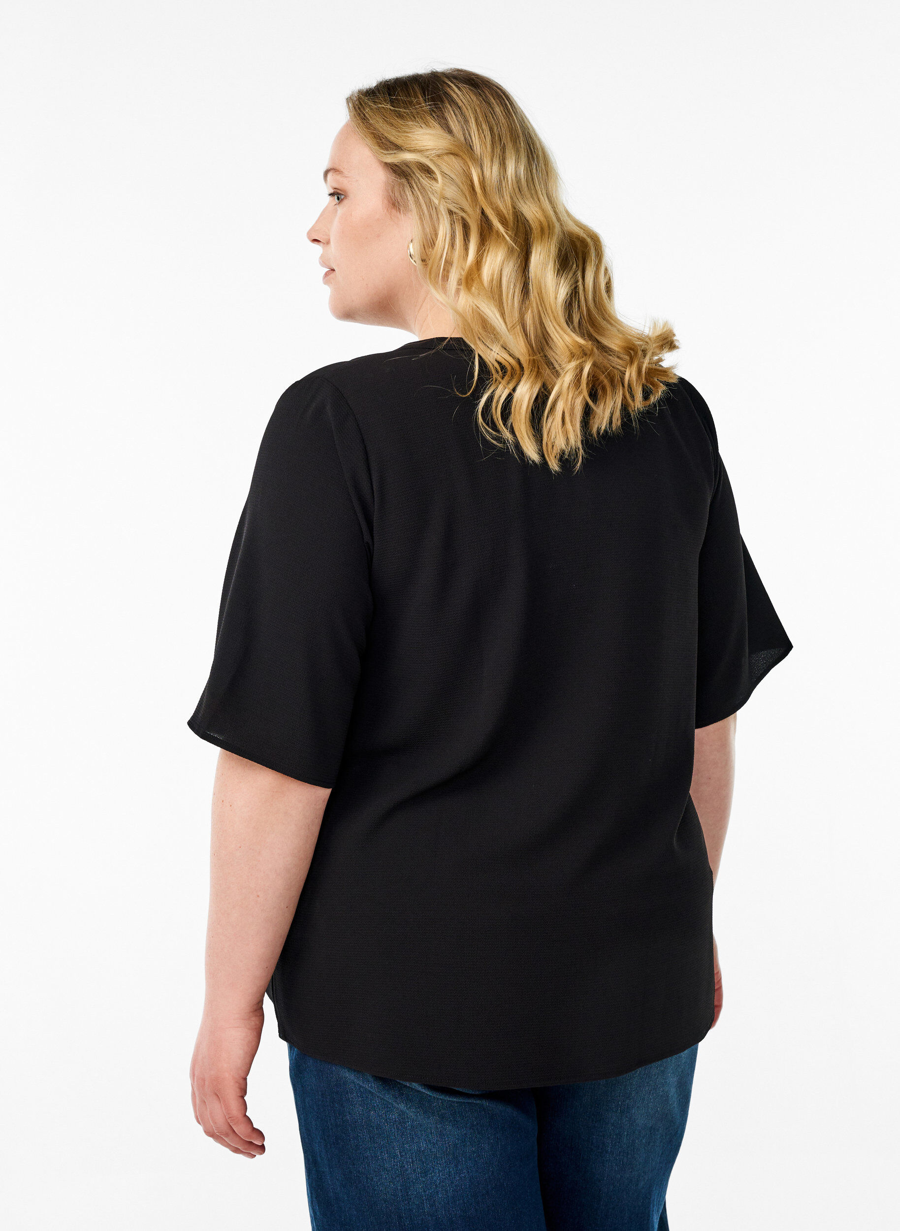 ZizziBlouse met korte mouwen en V-hals, Zwart, Model image number 2