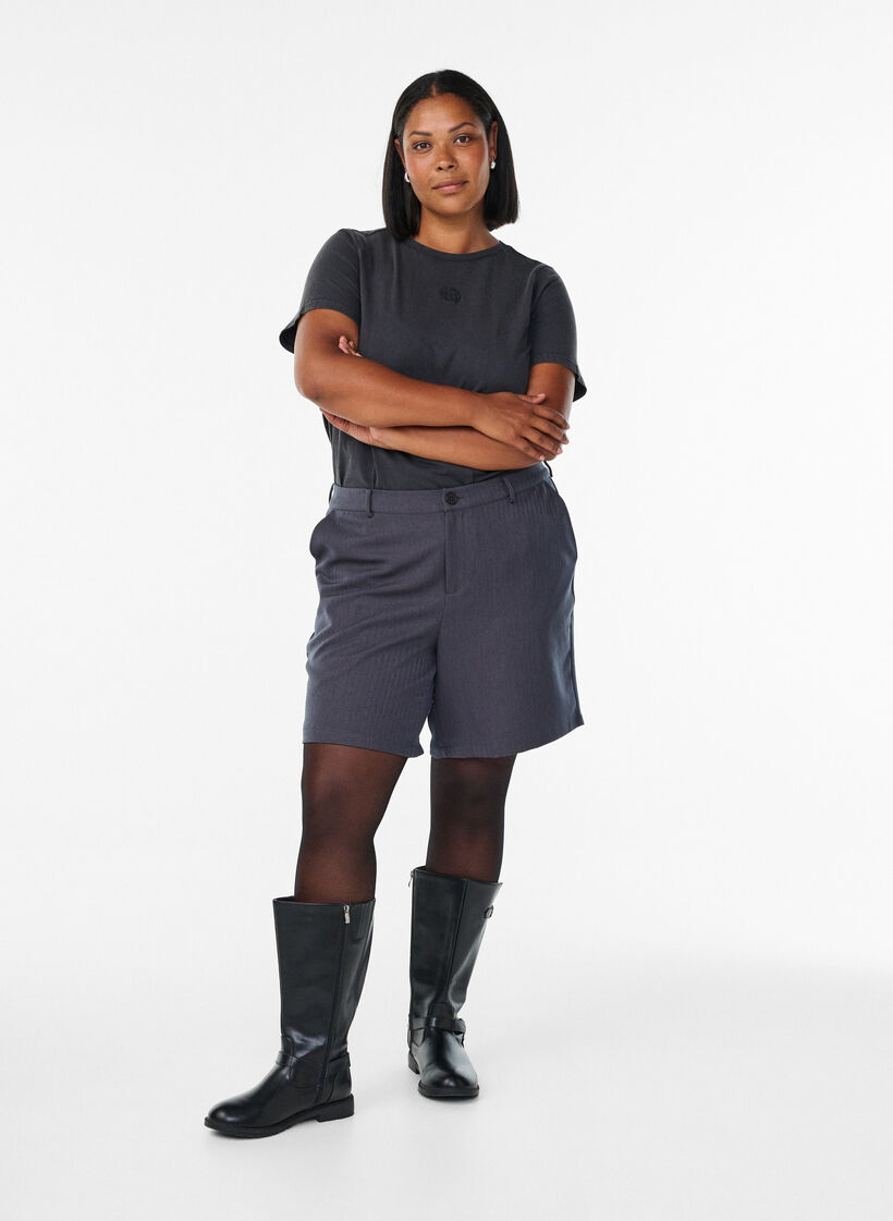 Op maat gemaakte bermudashorts met zakken, Dark Grey , Model