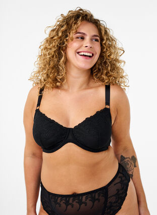 ZizziVolledig dekkende bh in mesh met geborduurd patroon, Black, Model image number 0