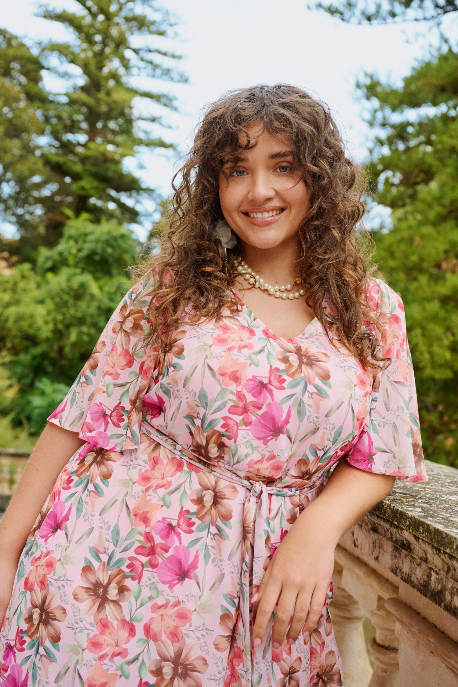 ZizziFloral jurk met V-hals, , Model