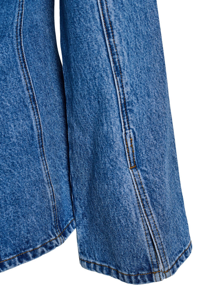 Denimjack met vormende naden en een V-hals, Blauw, Packshot