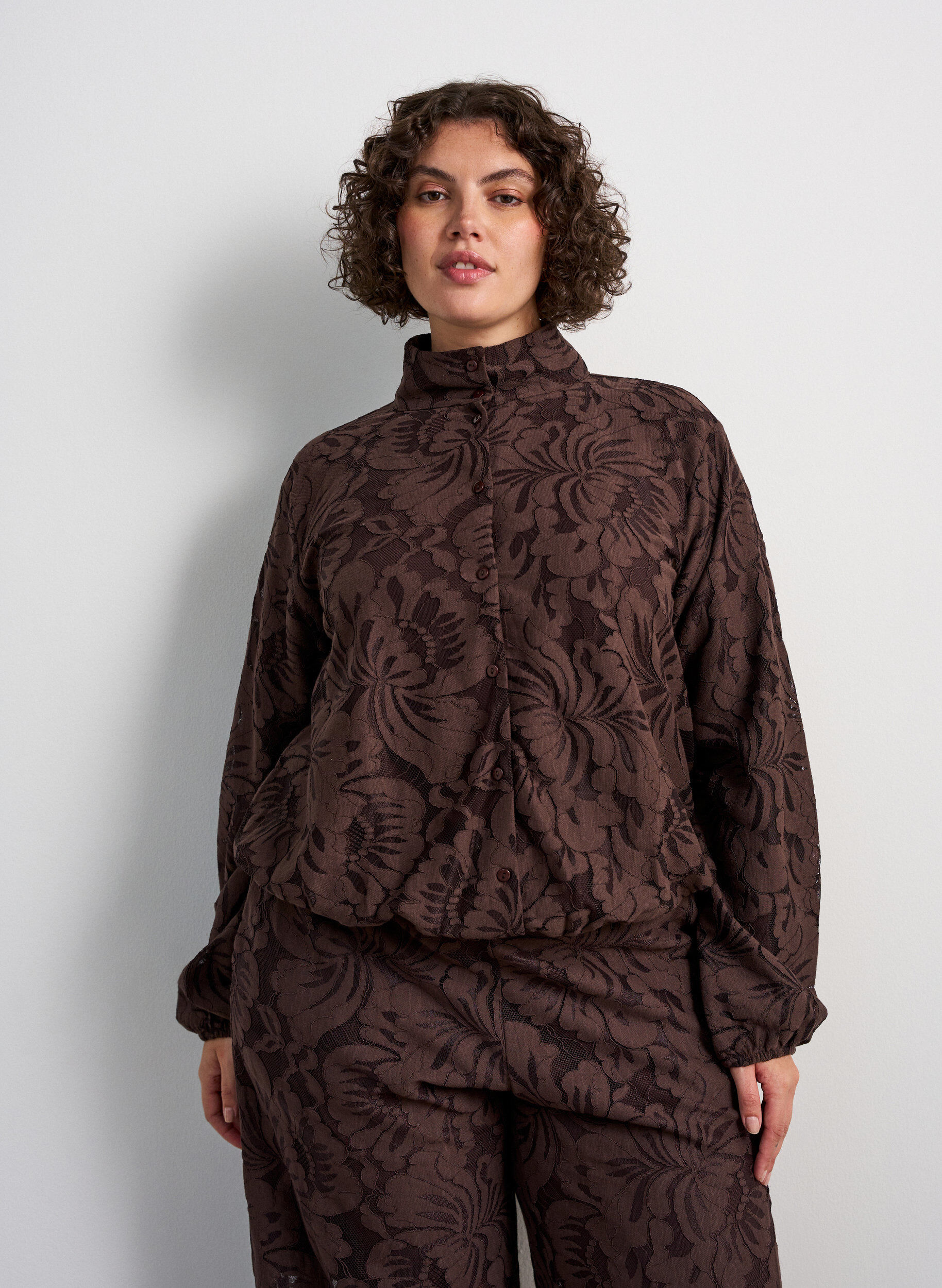 Bomberjack met jacquard bloemenpatroon, Bruin, Model