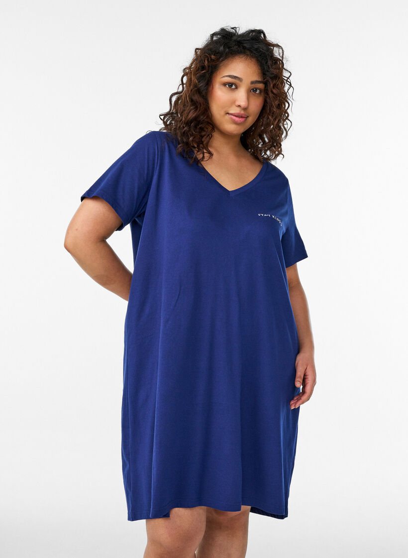 Organische katoenen nachtjapon met V-hals, Blauw, Model image number 0