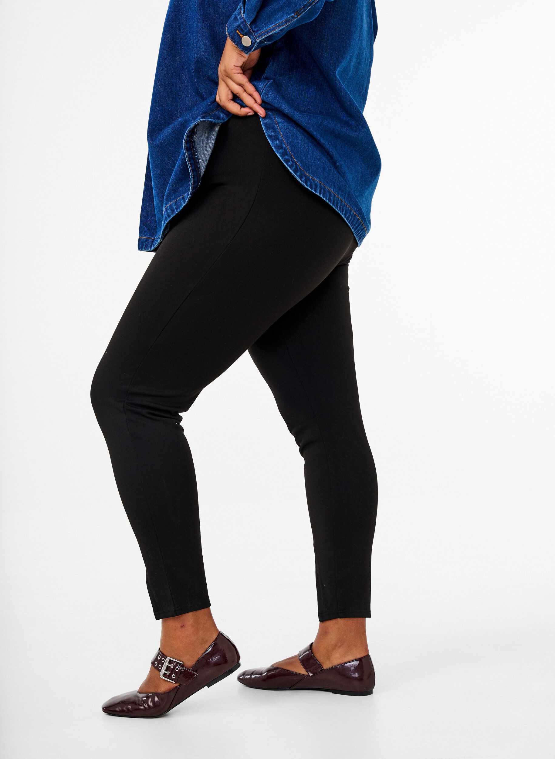 ZizziViscose leggings met knopdetails, Zwart, Model image number 2