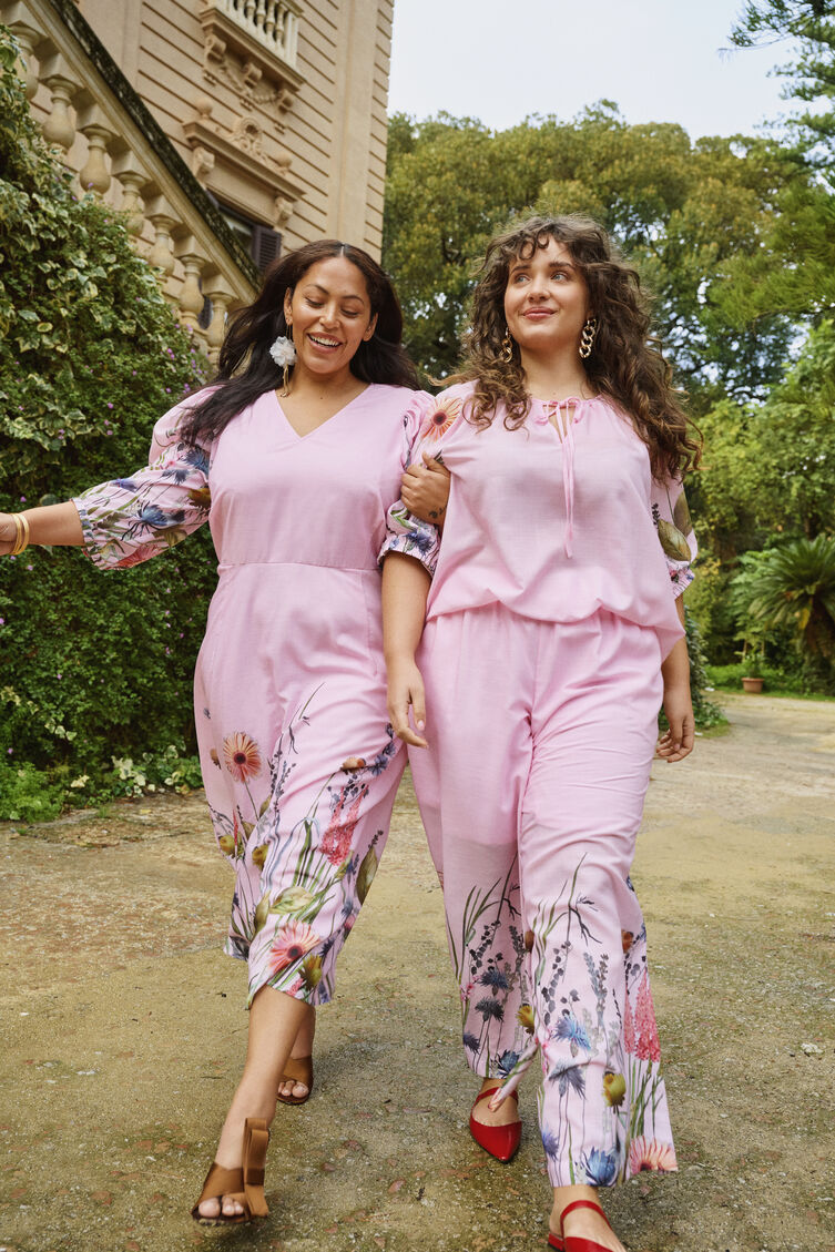 Bloemrijke details, , Model