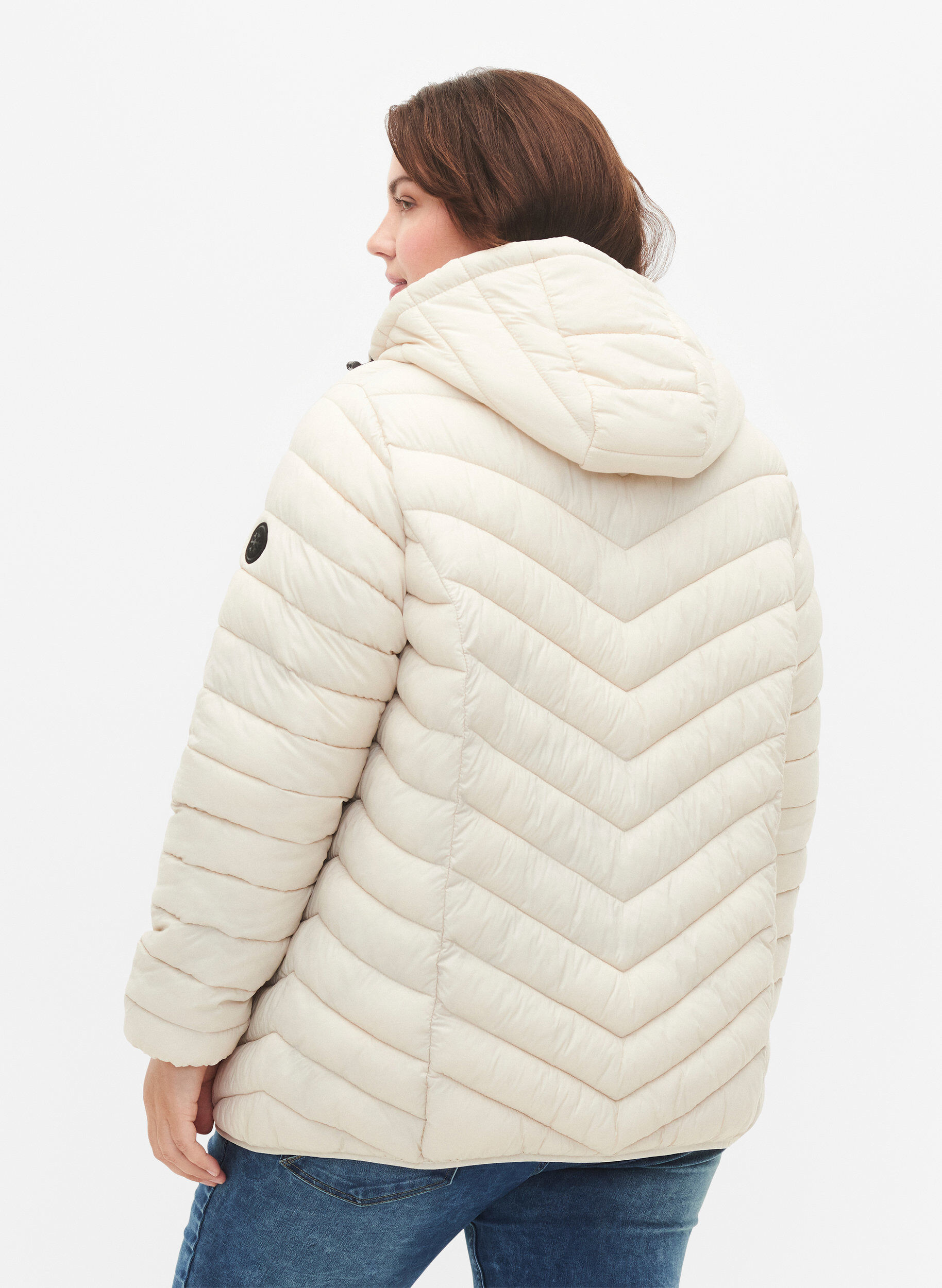 ZizziGewatteerd lichtgewicht jack met capuchon, Beige, Model image number 2