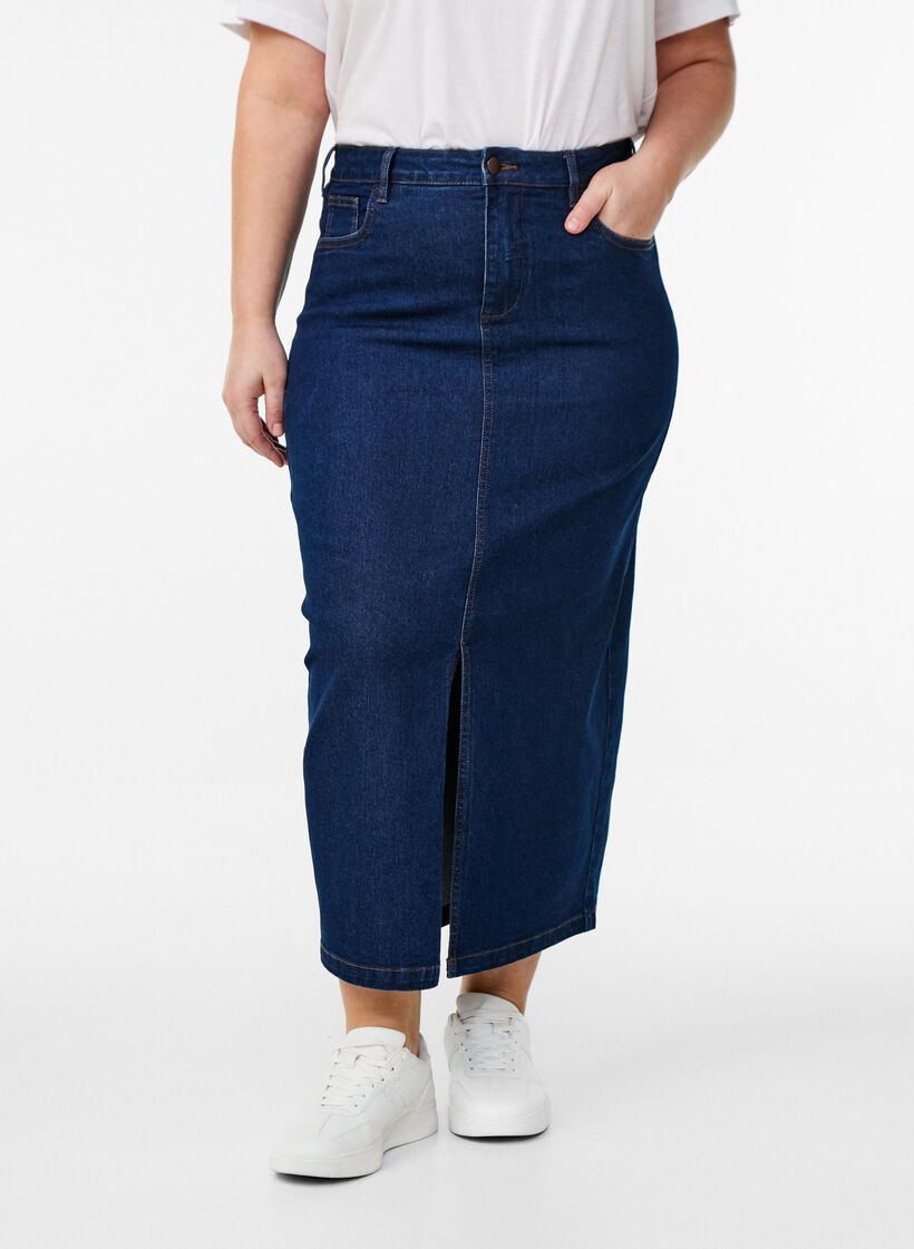 Halflange denimrok met een voorsplit, Blauw, Model image number 2