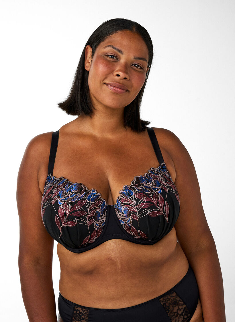 Voorgevormde beha met bloemenborduursel, Zwart, Model image number 0
