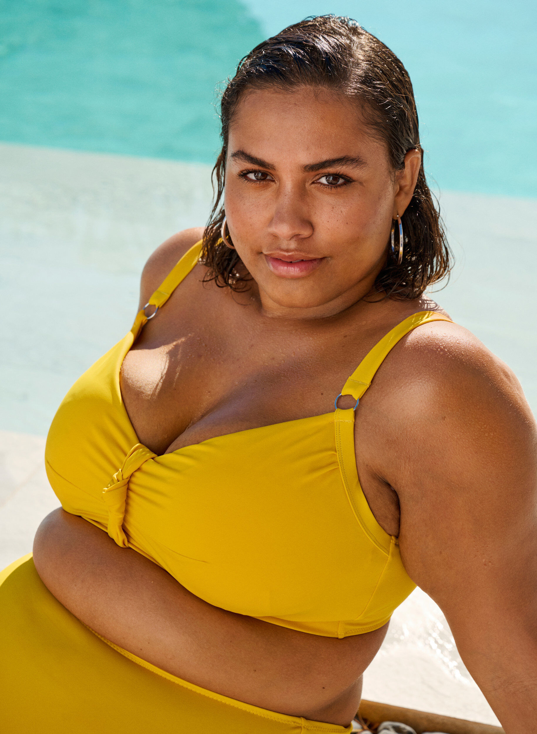 ZizziBikinitop met beugel en knoopdetail, Geel, Image image number 0