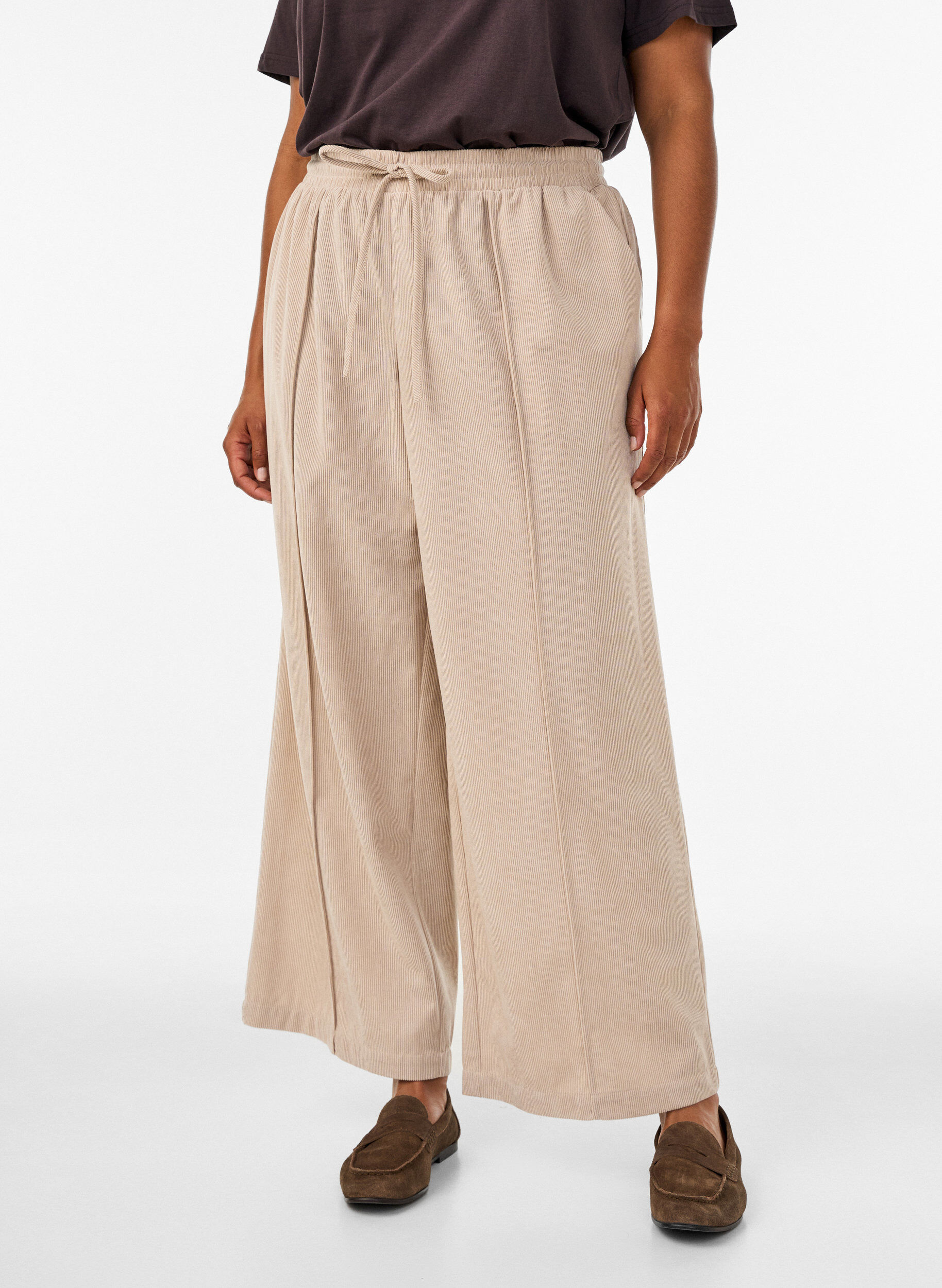 ZizziCorduroy broek met wijde pijpen en een hoge taille, Beige, Model image number 2