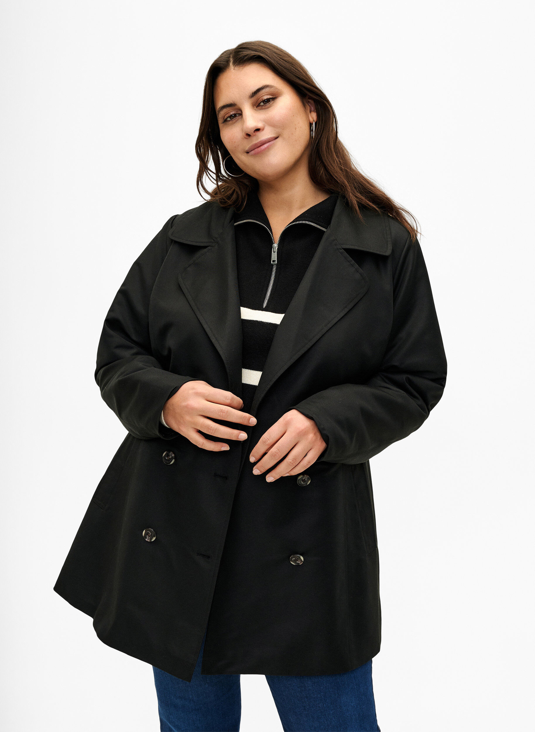 Korte trenchcoat met riem, Zwart, Model