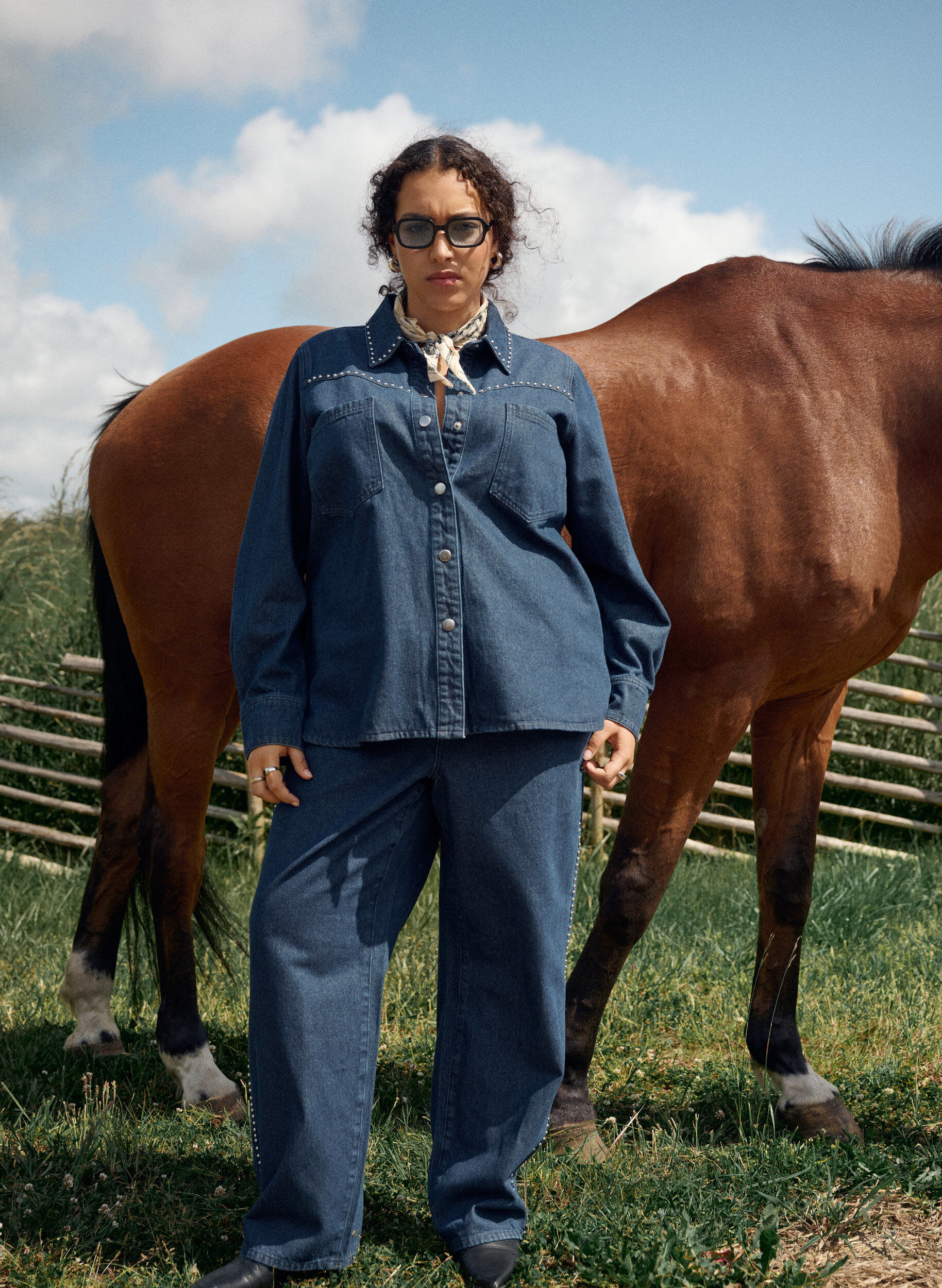 ZizziWijde jeans met studs en een high waist, Blauw, Image image number 0