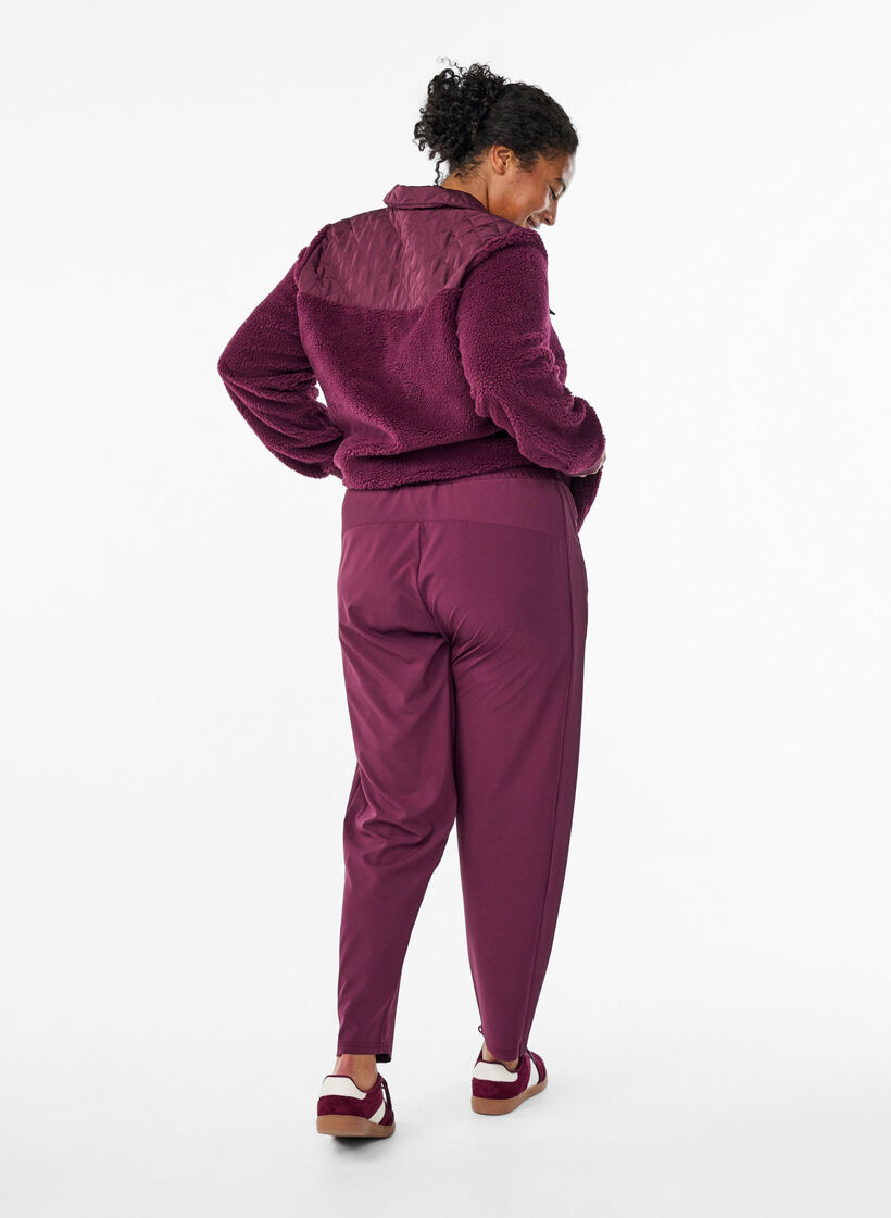 Lichte trainingsbroek met zakken, Grape Wine, Model