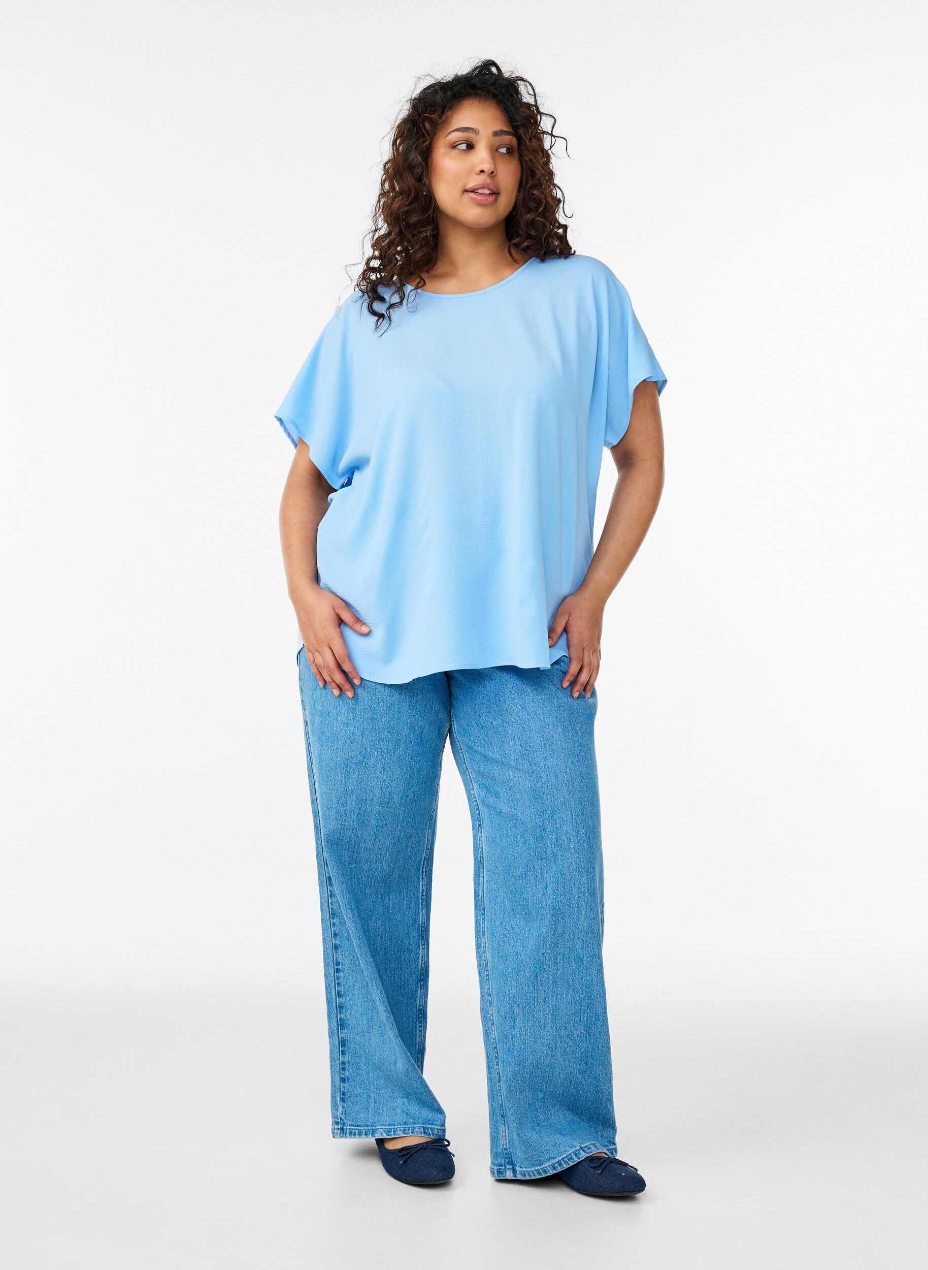 ZizziBlouse met korte mouwen en een ronde halslijn, Blauw, Model image number 1